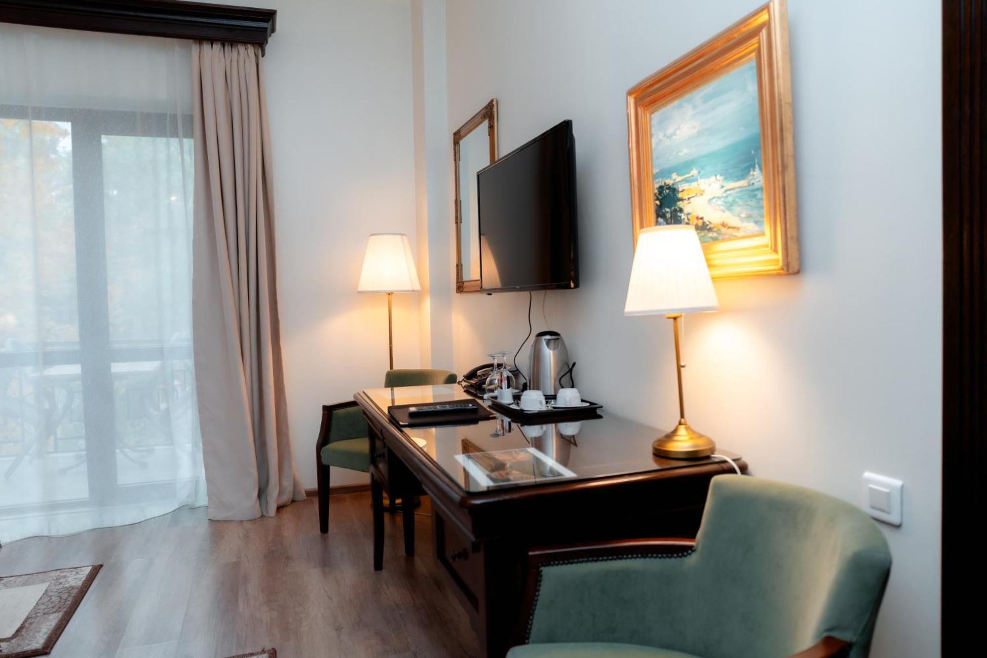 Grand Hotel Sofianu Râmnicu Vâlcea Buitenkant foto